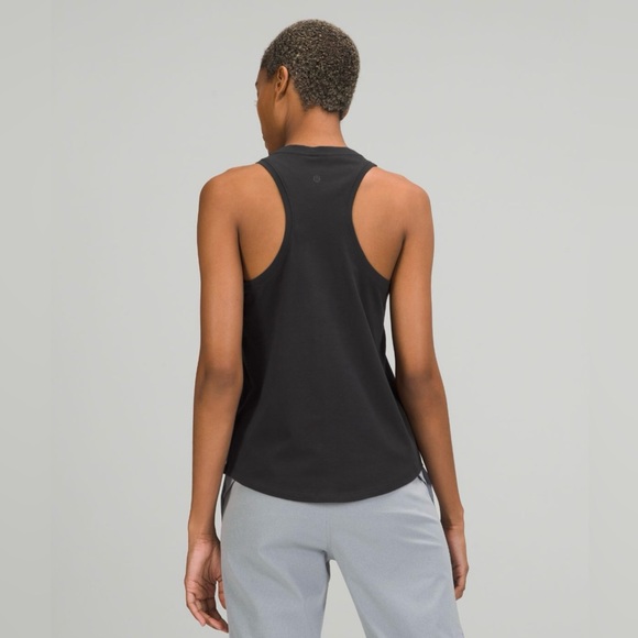 NWT Lululemon Love Tank - Black - Size 6 - Picture 2 of 6